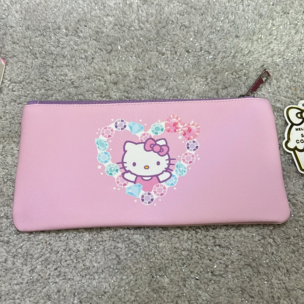 Hello Kitty tumbler, notebook, pencil pouch, and gift bag gift set. - Picture 3 of 9